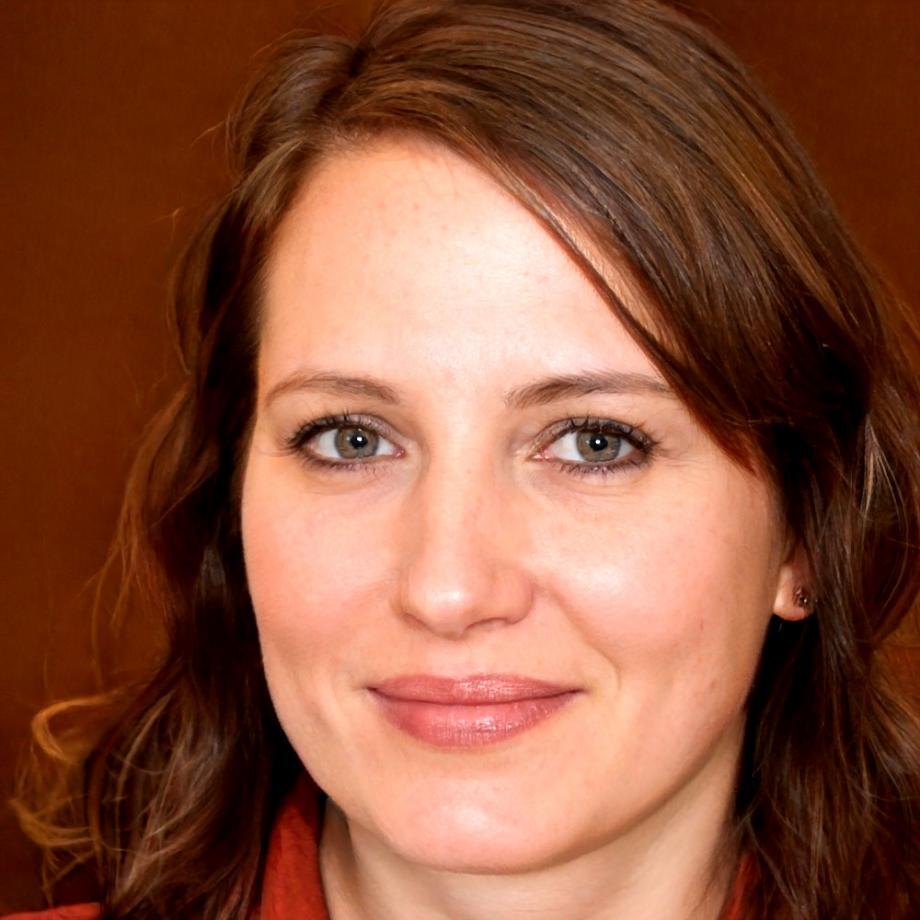 Lucía Zambrano, Coordinadora Académica